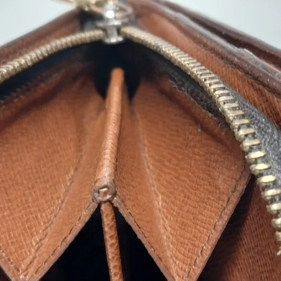 Louis Vuitton Brown Monogram Wallet - Picture 13 of 16
